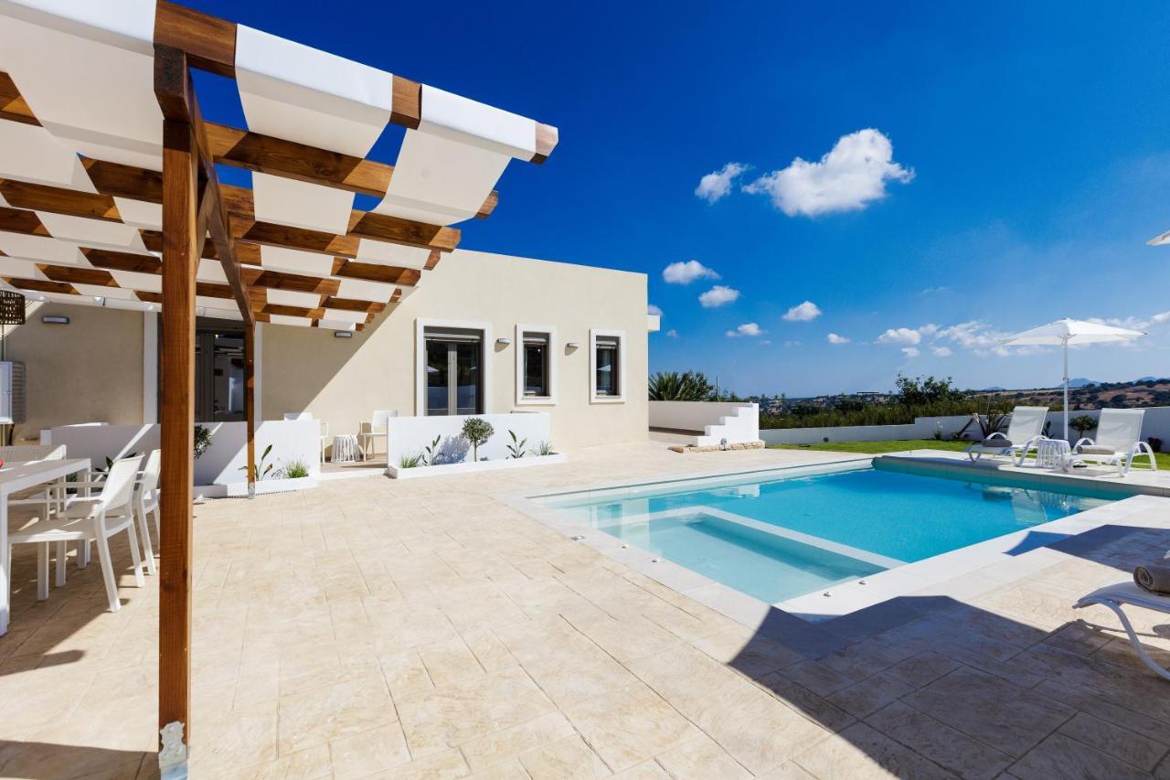 Aerin Villa, A Sublime Sanctuary, By Thinkvilla Ρούπες Εξωτερικό φωτογραφία