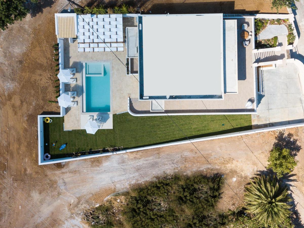 Aerin Villa, A Sublime Sanctuary, By Thinkvilla Ρούπες Εξωτερικό φωτογραφία